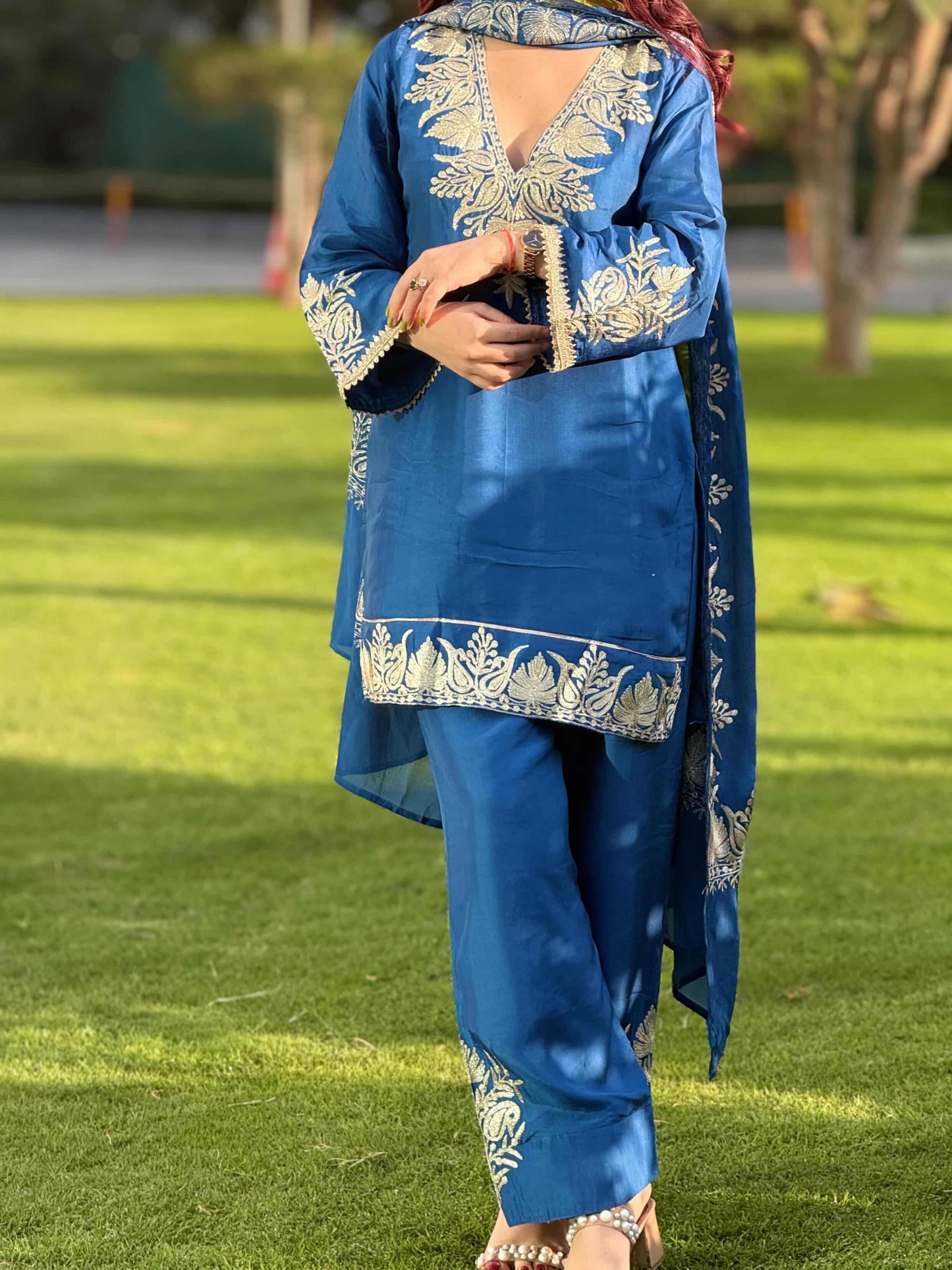 Kashmiri Tilla Opada Silk Suit set